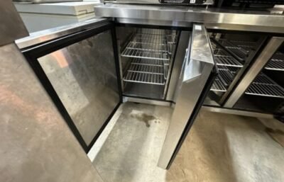 Table Fridge 3 Doors ( ARCTICA) Excellent Condition 1.8 M - Image 6
