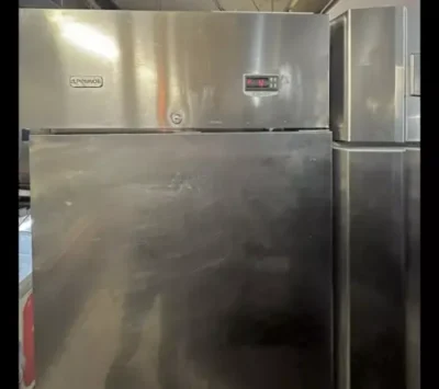 commercial Fridge SINGLE DOOR S/STILL - Image 3
