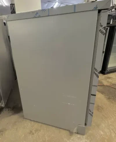 Under Counter HINGES DOOR Fridge COOLER DRINK FRIDGE ( Electrolux ) - Image 2