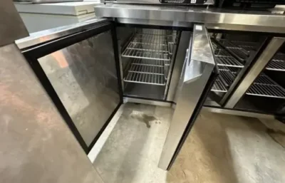 Table Fridge 3 Doors ( ARCTICA) Excellent Condition1.8 M - Image 3