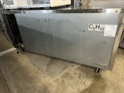 Table Fridge 3 Doors ( ARCTICA) Excellent Condition1.8 M - Image 8